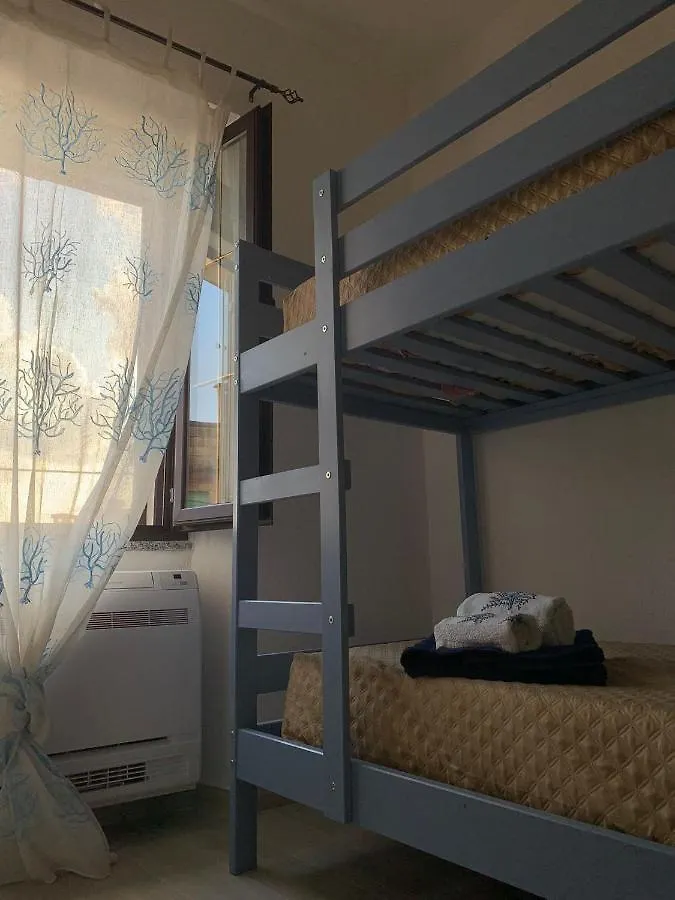 Casa Di Nonna Marianna Apartamento Baunei 0*,  Itália